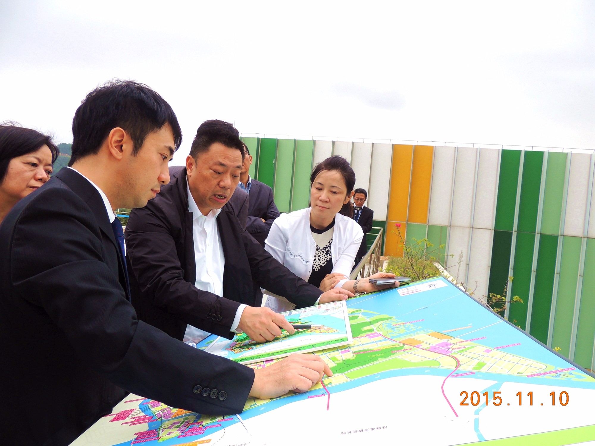 2015年11月10日，澳门经济财政司司长梁维特赴产业园实地考察。