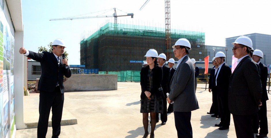 No dia 17 de Fevereiro de 2017, o Dr. Sun Xianze, Vice-Director da Administração de Alimentação e Drogas da República Popular da China, liderou uma delegação que visitou o Parque, com o objectivo de conhecer o progresso dos trabalhos do Parque.