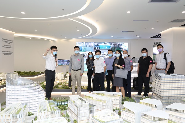 财政部税政司个税处二级调研员到产业园参观调研